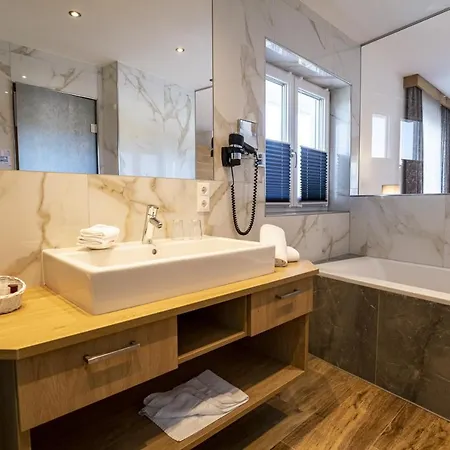 Landhotel Prinz Hotel 4*