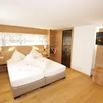 Hotel Wellness & Prinz- Wellness & Romantik 4*