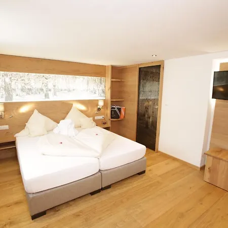 Hotel Wellness & Prinz- Wellness & Romantik 4*